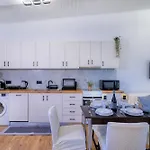 Elegant Seaview And Private Access *