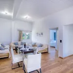 Elegant Seaview And Private Access