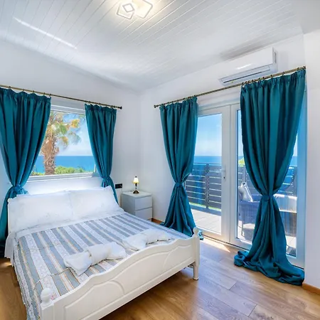 Elegant Seaview And Private Access * Halikounas