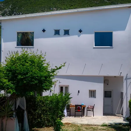 Elegant Seaview And Private Access Halikounas