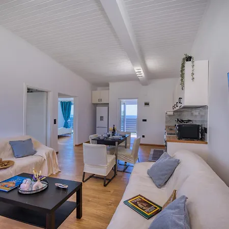 Elegant Seaview And Private Access