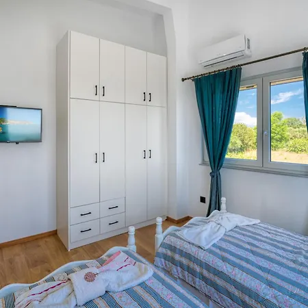 Elegant Seaview And Private Access 公寓 *