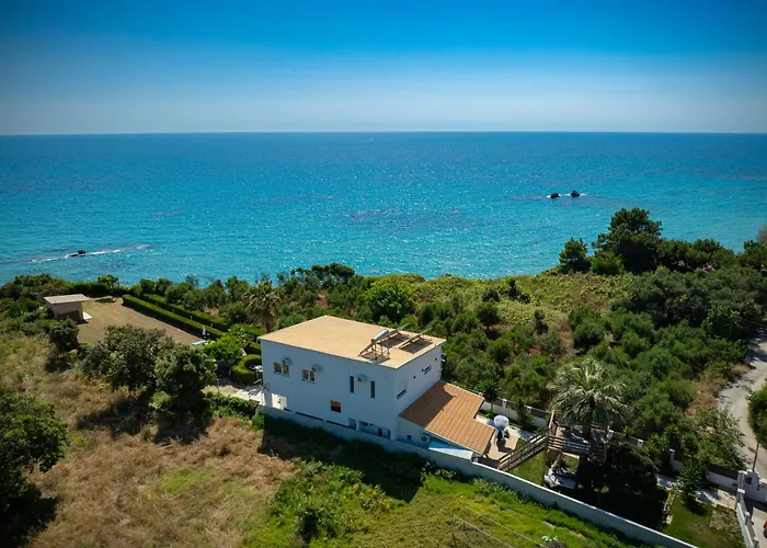 Elegant Seaview And Private Access Halikounas